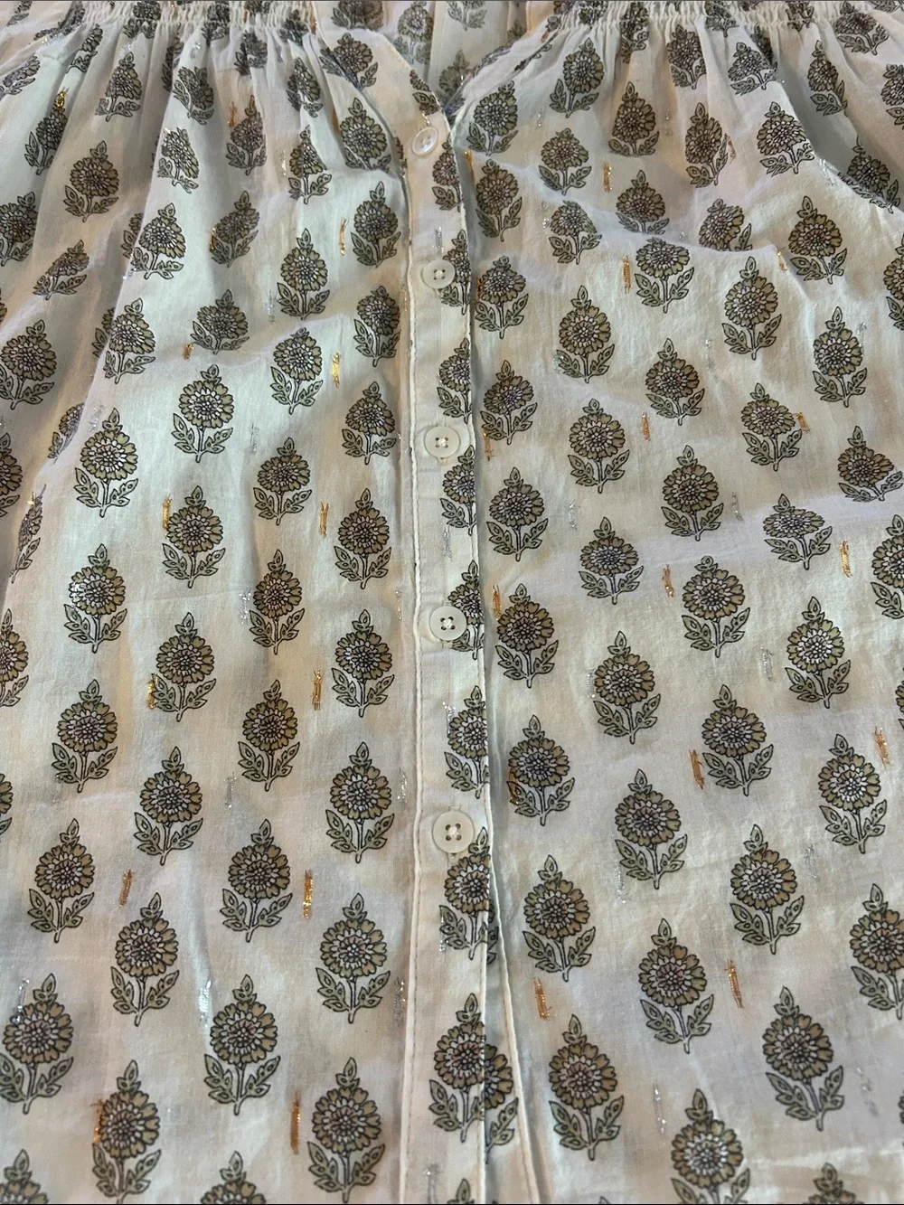 Lucky Brand Cream Floral Button-Up Shell with Olive and metallic accents. Sz L - Picture 4 of 9